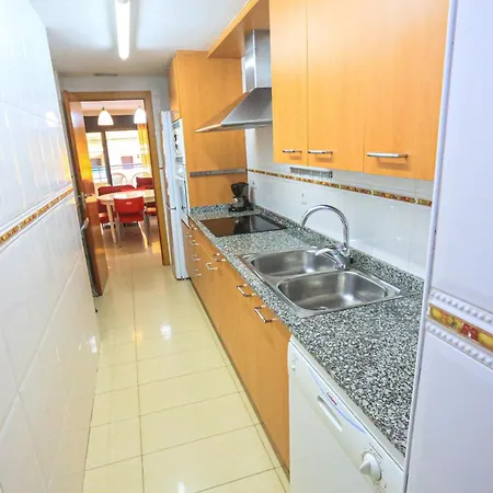 Paradis 33 Only Families Apartment Cambrils